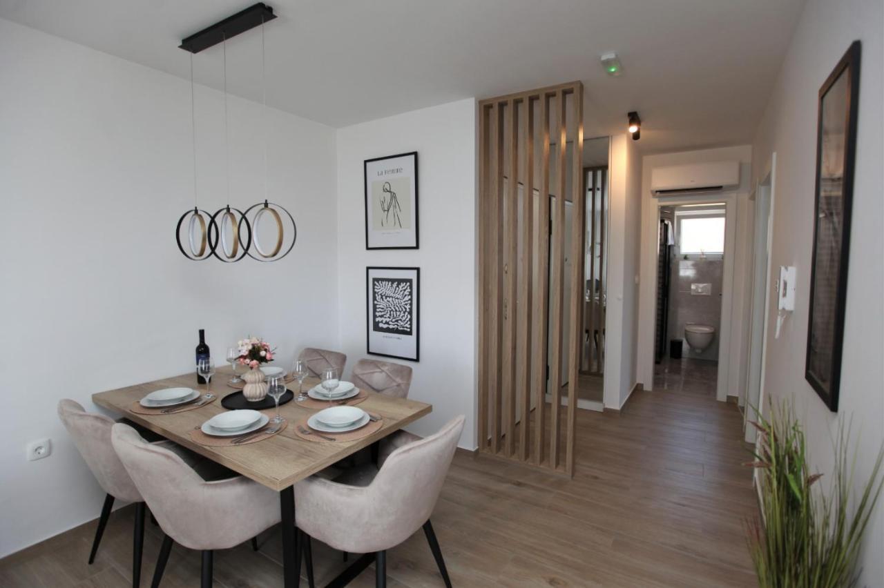 Apartment Sweet Dreams Трогир Екстериор снимка