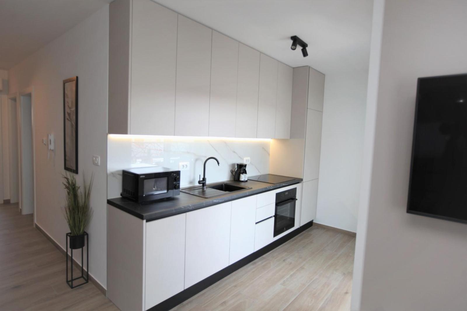Apartment Sweet Dreams Трогир Екстериор снимка