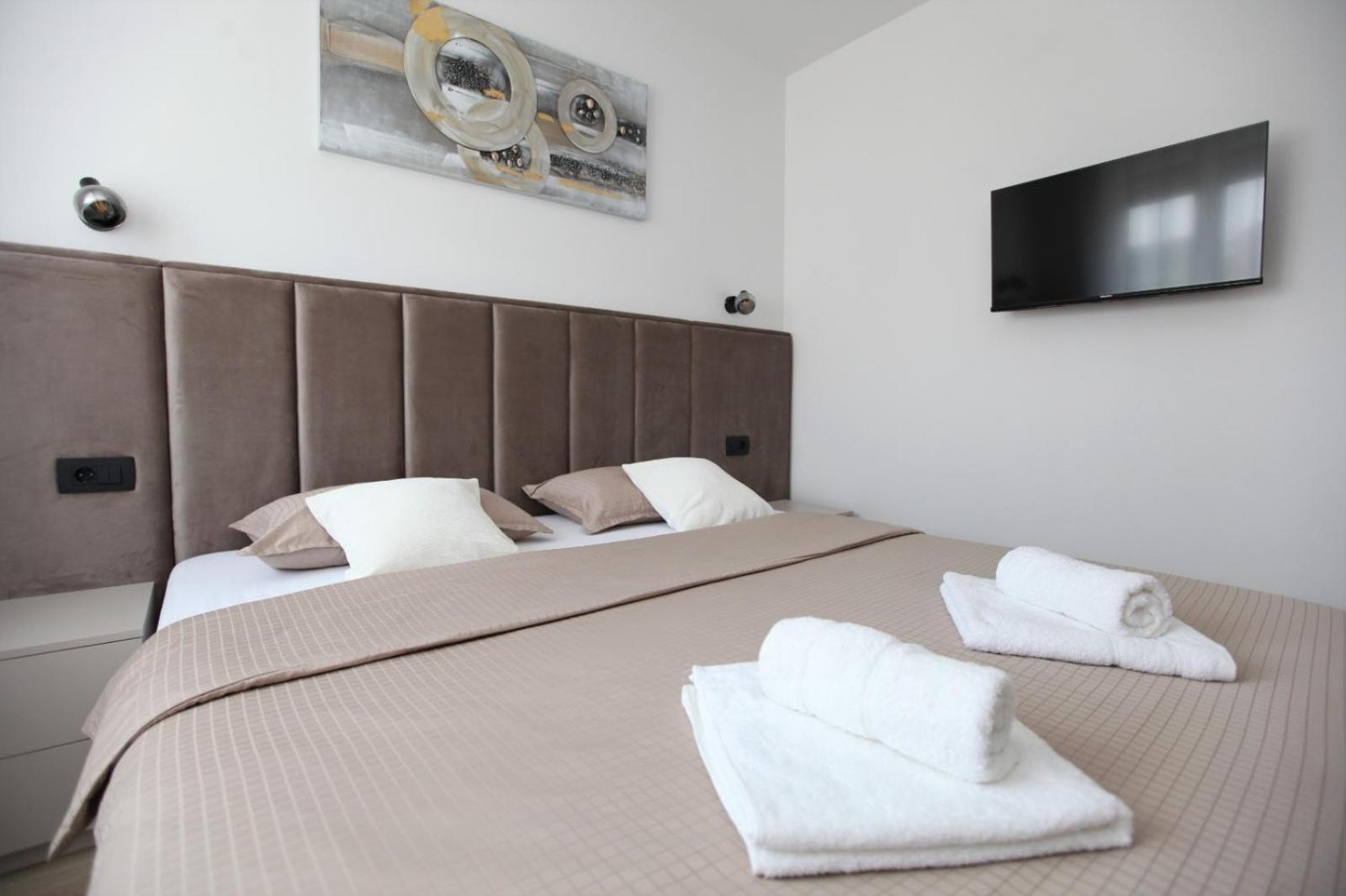 Apartment Sweet Dreams Трогир Екстериор снимка